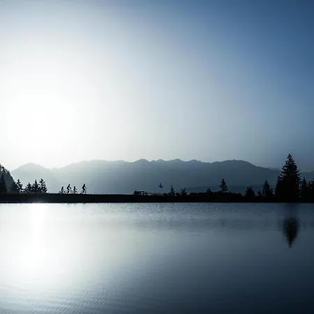 In Stubai With Balcony And شقة